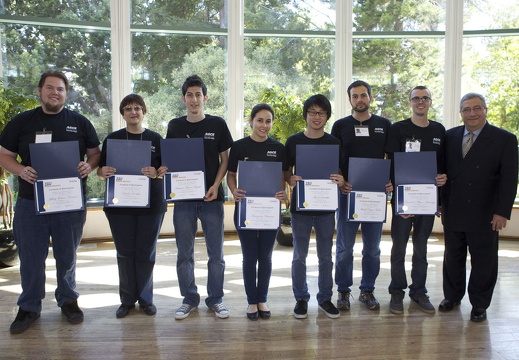SDPS22011-073