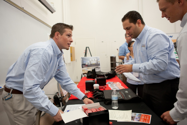 CMTJobfair2013-140.jpg