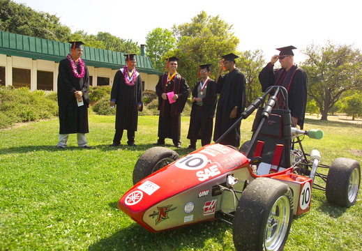 ECS Grad001