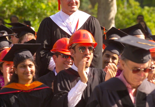 ECS Grad085