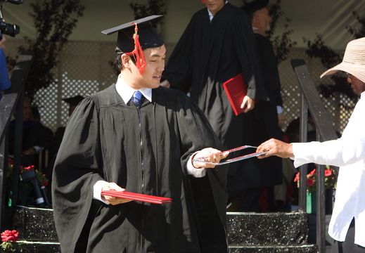graduation2009437