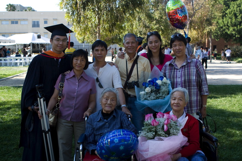 graduation2009490.jpg