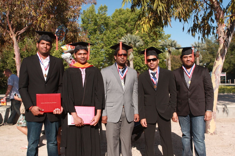 graduation2010483.jpg