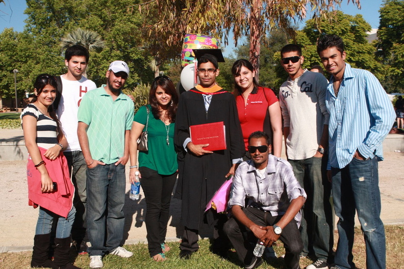 graduation2010485.jpg