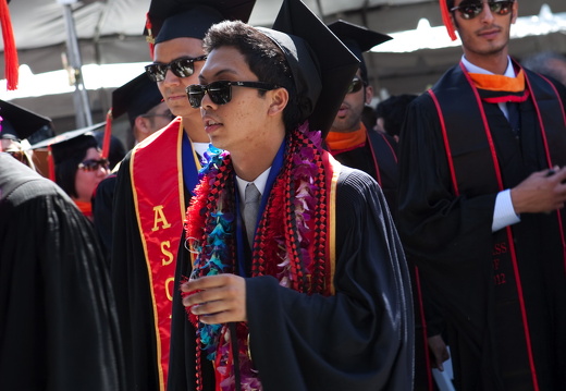 grad2012-0100