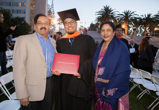 graduation grads 2015-1008