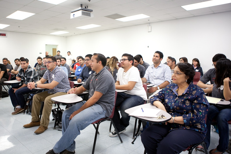 hsi-stem-spring2014-010.jpg