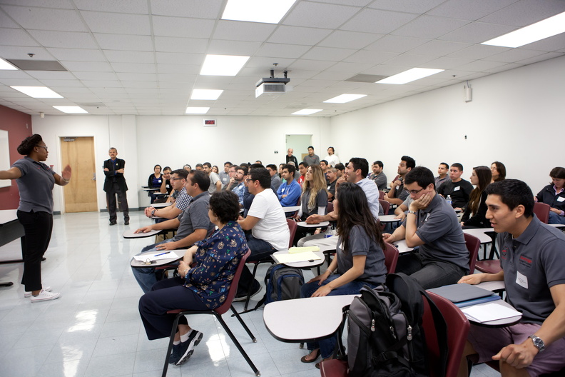 hsi-stem-spring2014-013.jpg