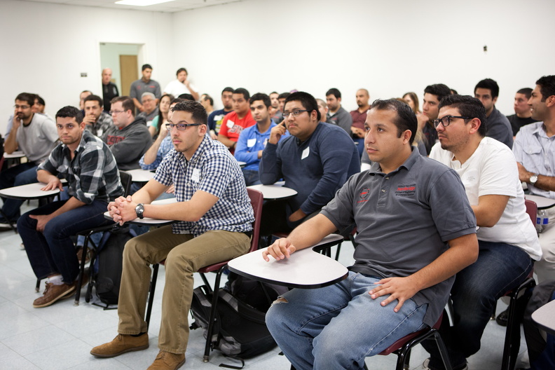hsi-stem-spring2014-016.jpg