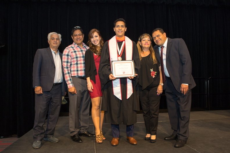 cecs-pre-ceremony2018-232.jpg