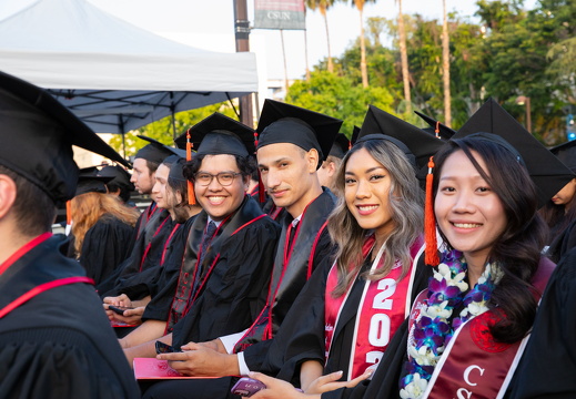 graduation2023-1012