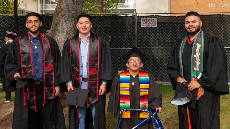 CECS_Commencement_2025_040625_0033.jpg
