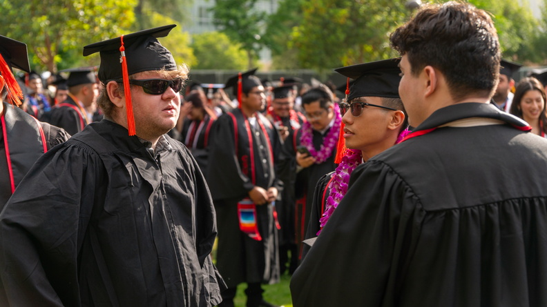 CECS_Commencement_2025_040625_0038.jpg