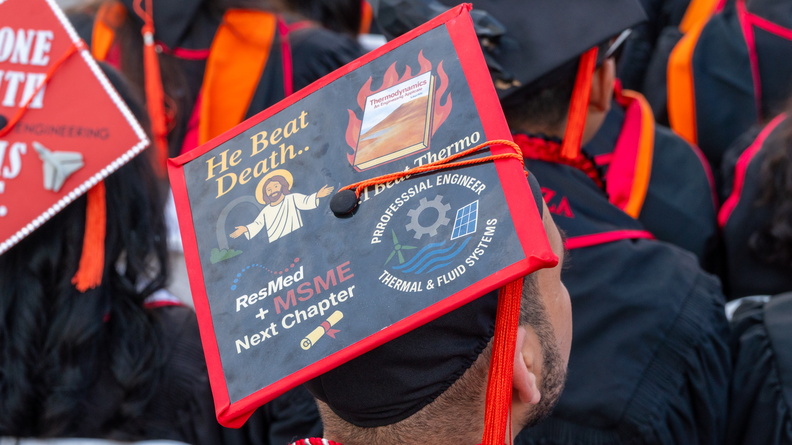 CECS_Commencement_2025_040625_0115.jpg
