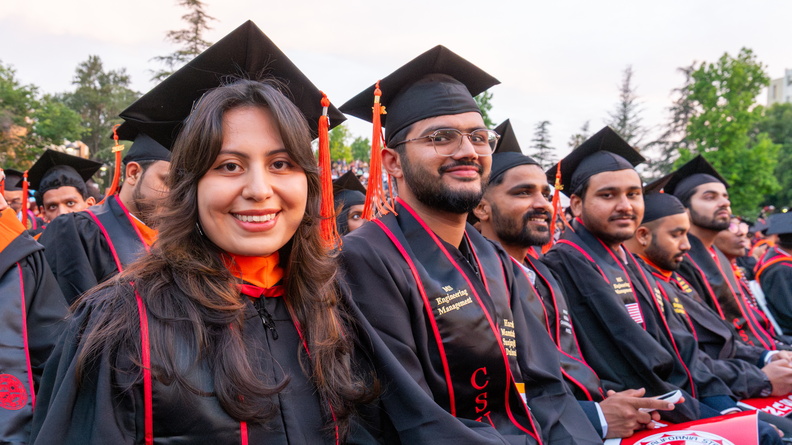 CECS_Commencement_2025_040625_0150.jpg