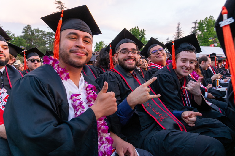 CECS_Commencement_2025_040625_0159.jpg