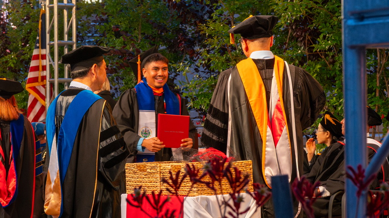 CECS_Commencement_2025_040625_0169.jpg