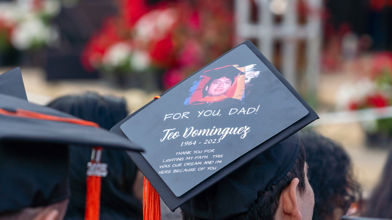 CECS_Commencement_2025_040625_0203.jpg