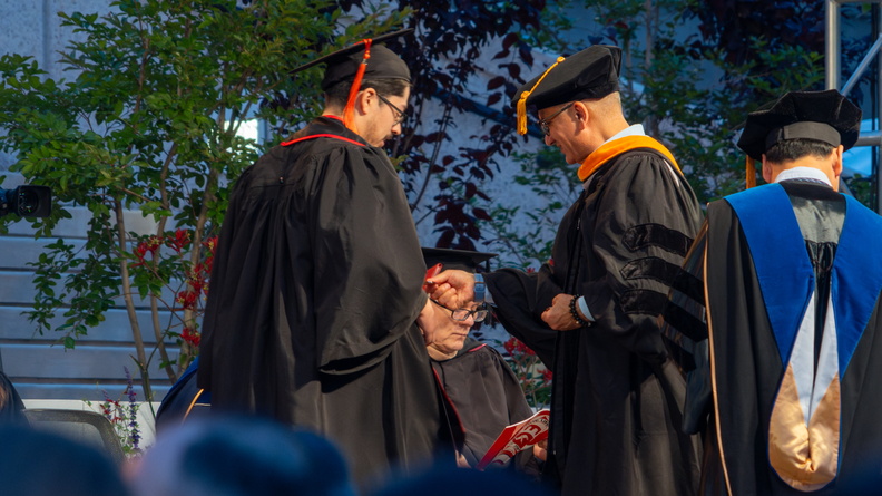CECS_Commencement_2025_040625_0259.jpg