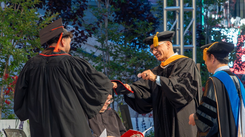 CECS_Commencement_2025_040625_0265.jpg