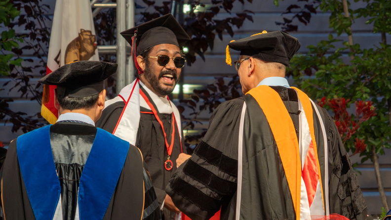 CECS_Commencement_2025_040625_0277.jpg