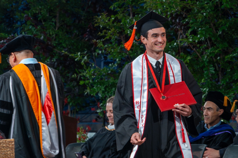 CECS_Commencement_2025_040625_0308.jpg