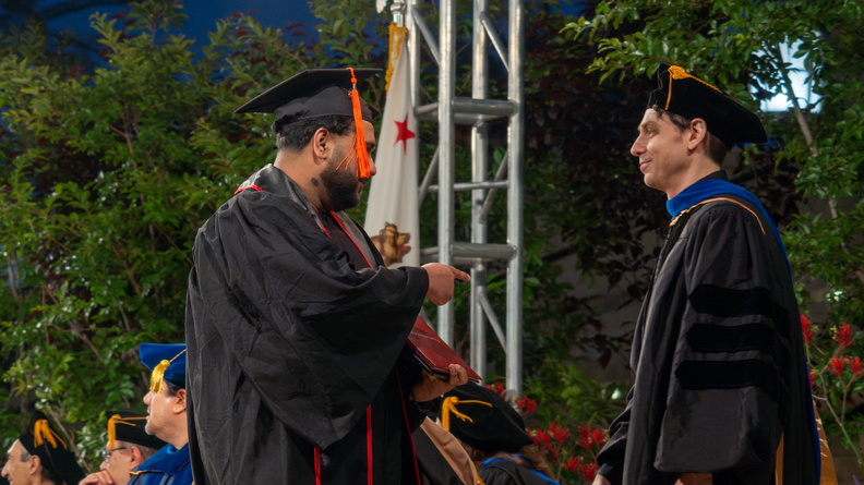 CECS_Commencement_2025_040625_0360.jpg