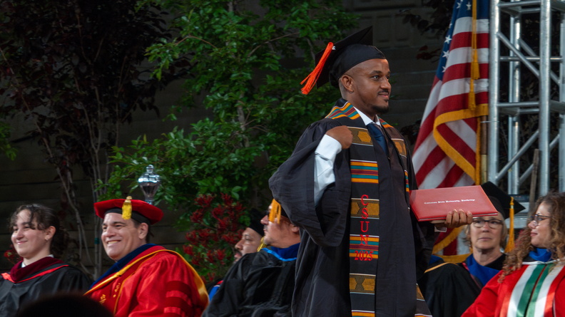CECS_Commencement_2025_040625_0364.jpg