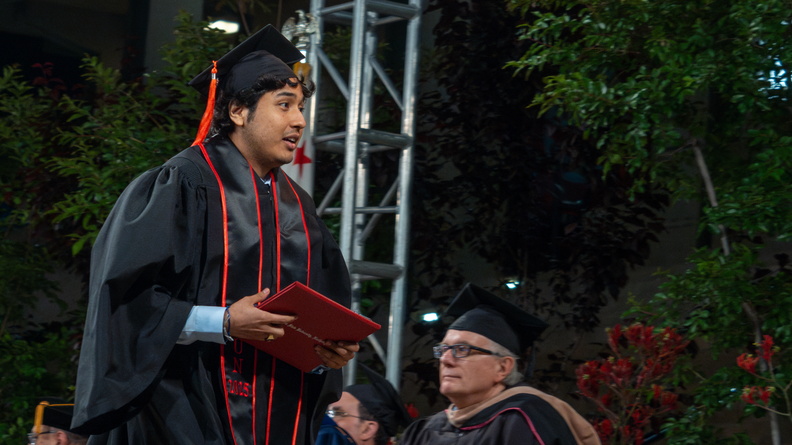 CECS_Commencement_2025_040625_0427.jpg