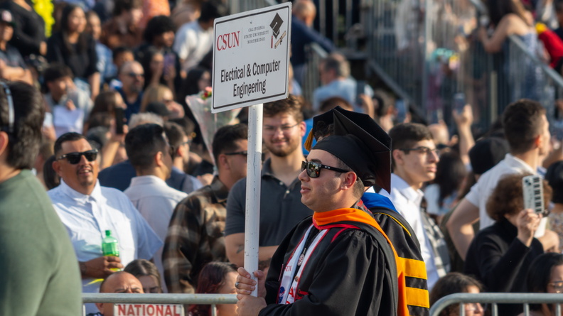 CECS_Commencement_2025_040625_0546.jpg