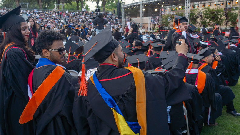 CECS_Commencement_2025_040625_0566.jpg