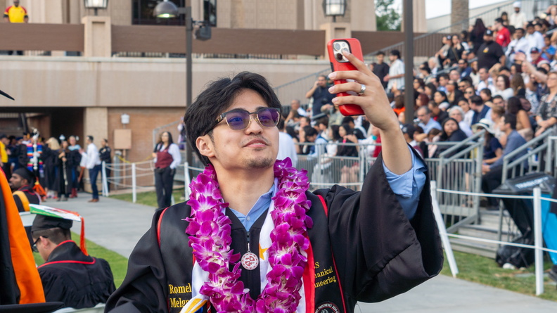 CECS_Commencement_2025_040625_0570.jpg