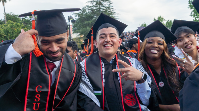 CECS_Commencement_2025_040625_0583.jpg