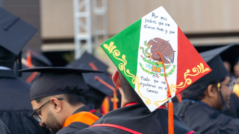 CECS_Commencement_2025_040625_0586.jpg