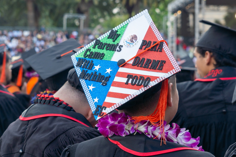 CECS_Commencement_2025_040625_0591.jpg