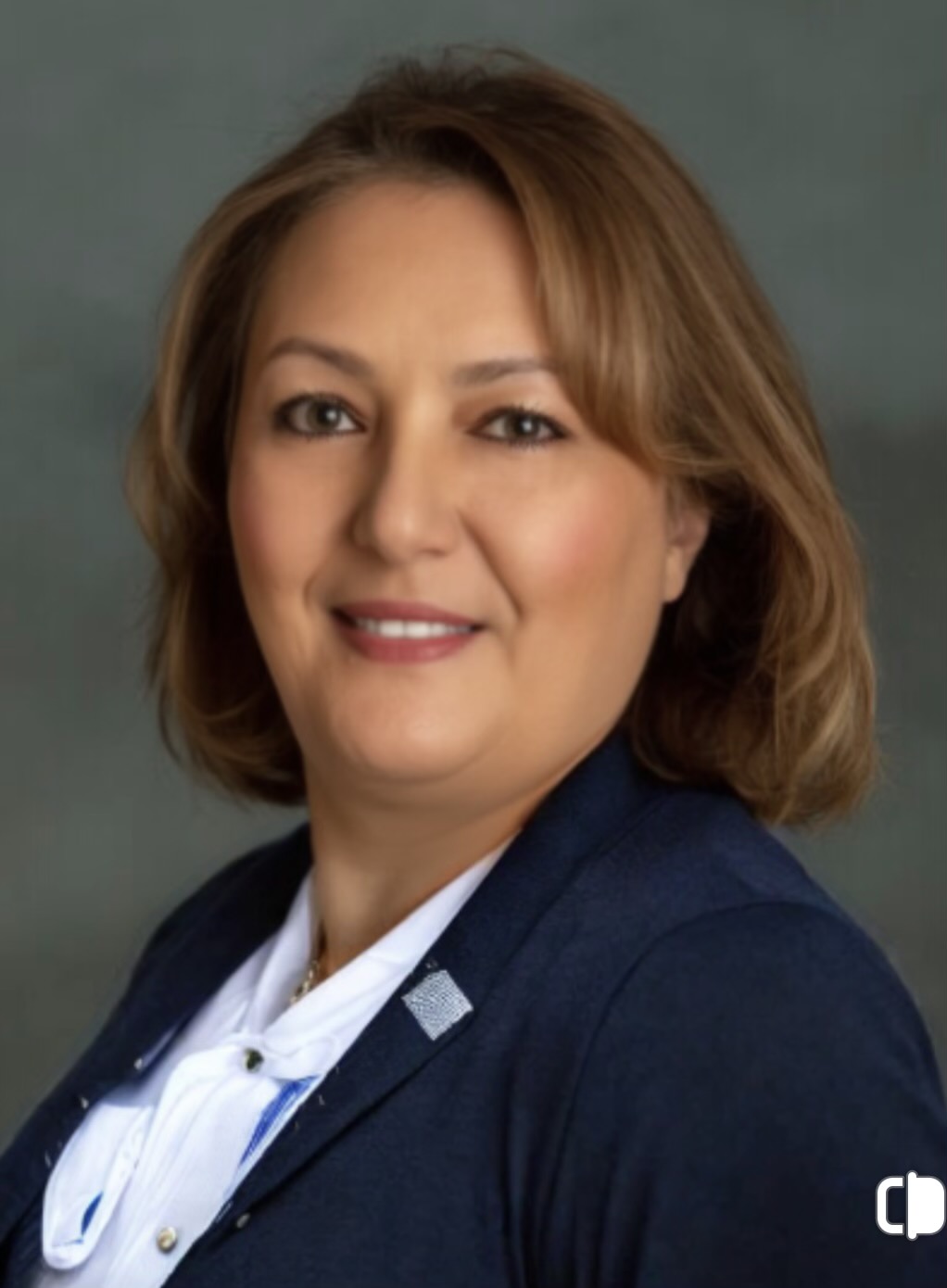 Dr. Doris Abrishami headshot